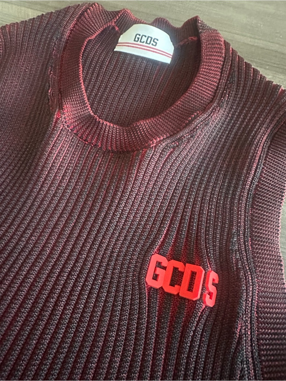 (New) GCDS Ribbed Crop Tank - Picture 4 of 11